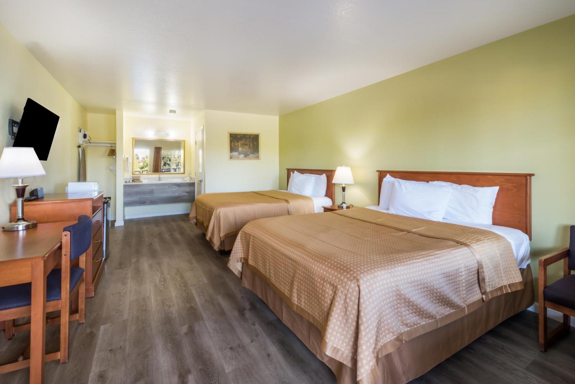 Americas Best Value Inn Santa Rosa Exterior photo