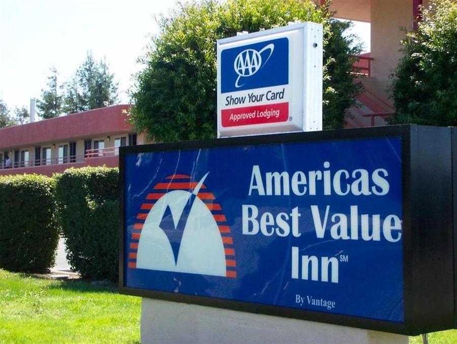 Americas Best Value Inn Santa Rosa Exterior photo