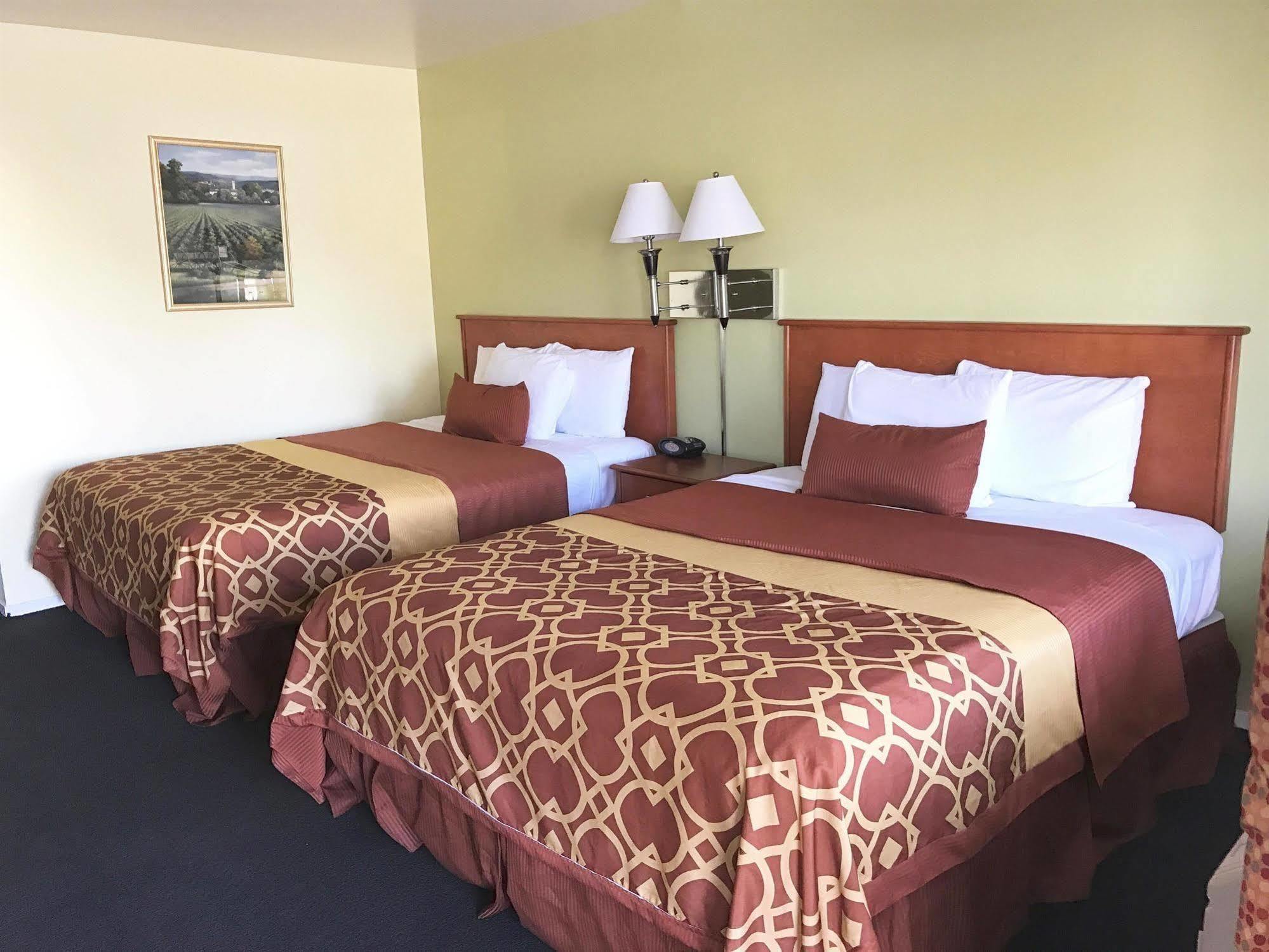Americas Best Value Inn Santa Rosa Exterior photo
