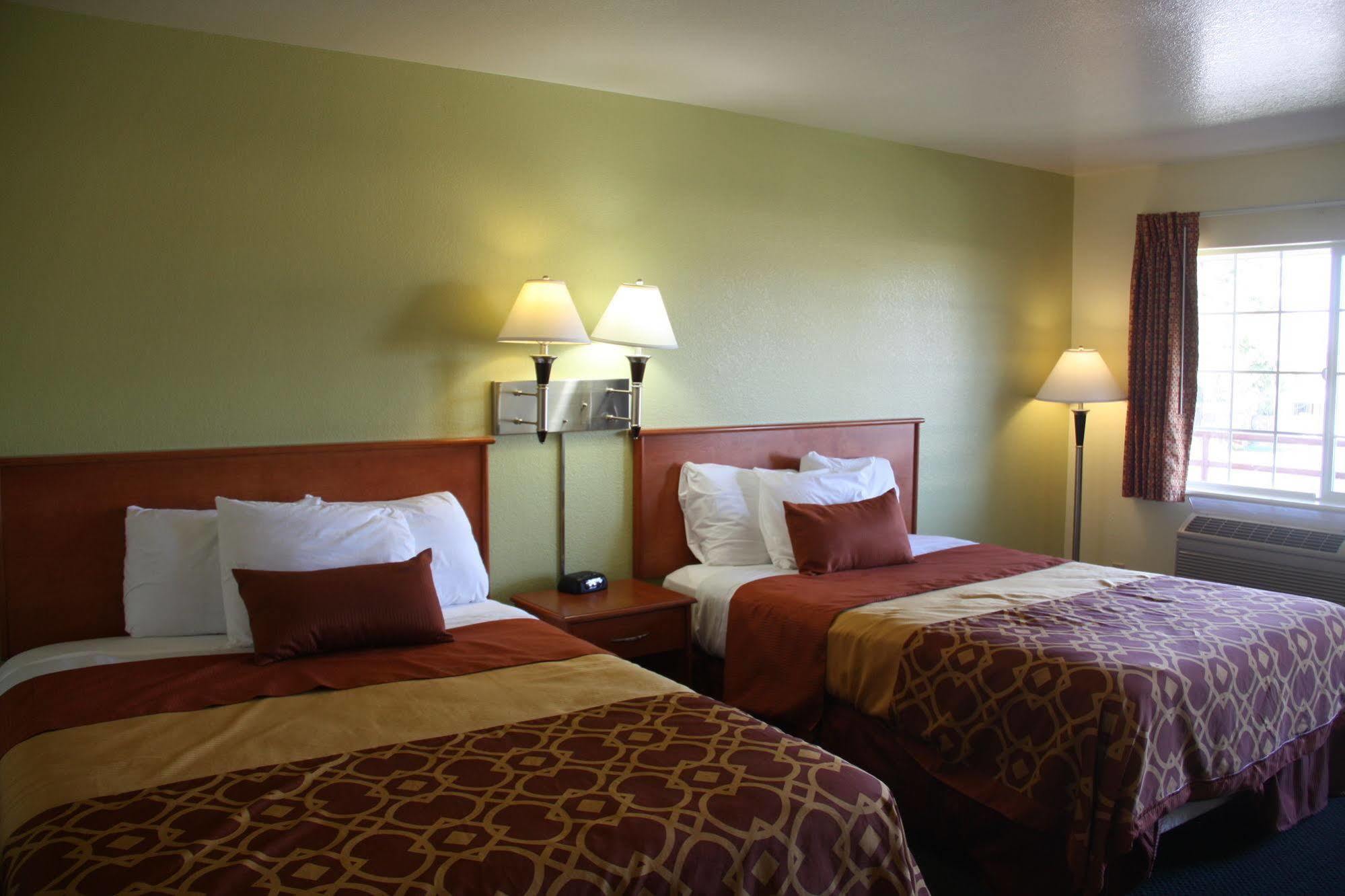 Americas Best Value Inn Santa Rosa Exterior photo